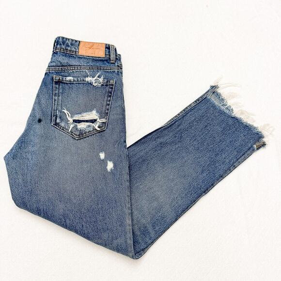 Zara Straight Leg Denim Distressed Jeans Raw Hem Ripped Throughout Size 2 - Picture 7 of 7